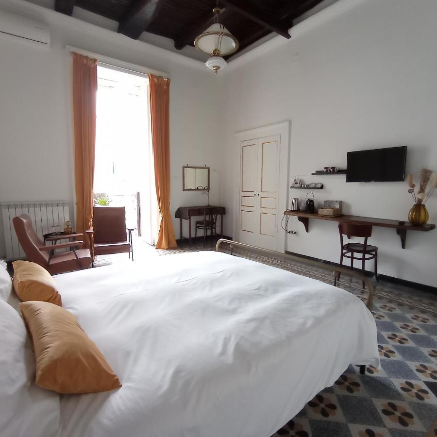 La Casa Nova Hotel เนเปิลส์ ภายนอก รูปภาพ